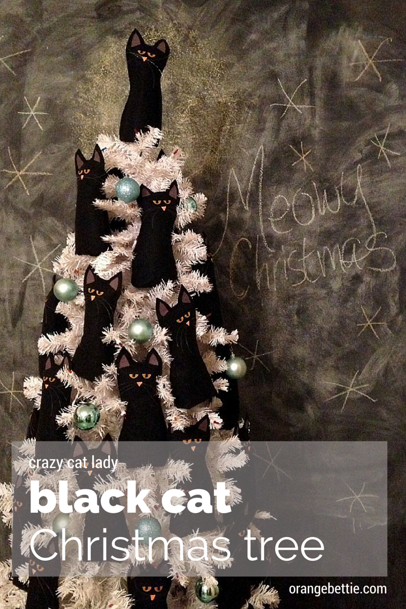 The Crazy Cat Lady Christmas Tree - felt cat free pattern